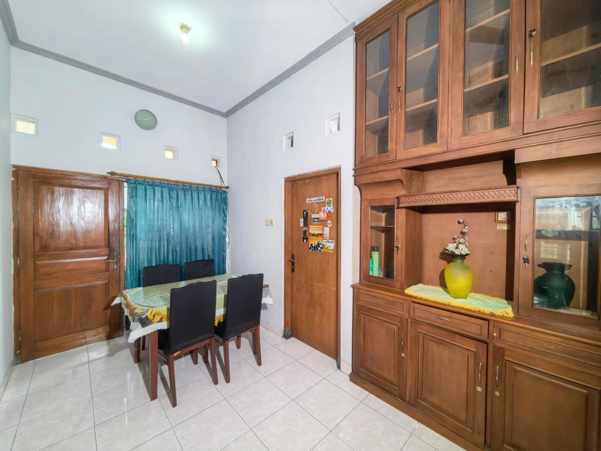 יוגיאקרטה Mutiara Babarsari Homestay Jogja מראה חיצוני תמונה
